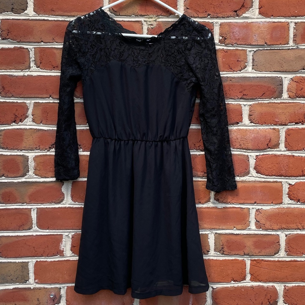 Okeysi Black Lace Dress